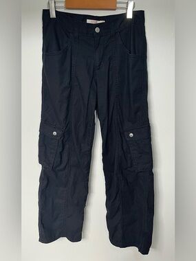 Levi’s Women’s Black Superlow Cargo Pants